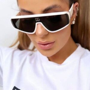 🕶️ New Dolce & Gabbana DG6177 331287 Sunglasses - White Frame, Dark Grey Lenses